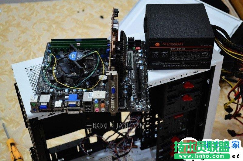 一步一步教會(huì)你，簡單裝機(jī)教程